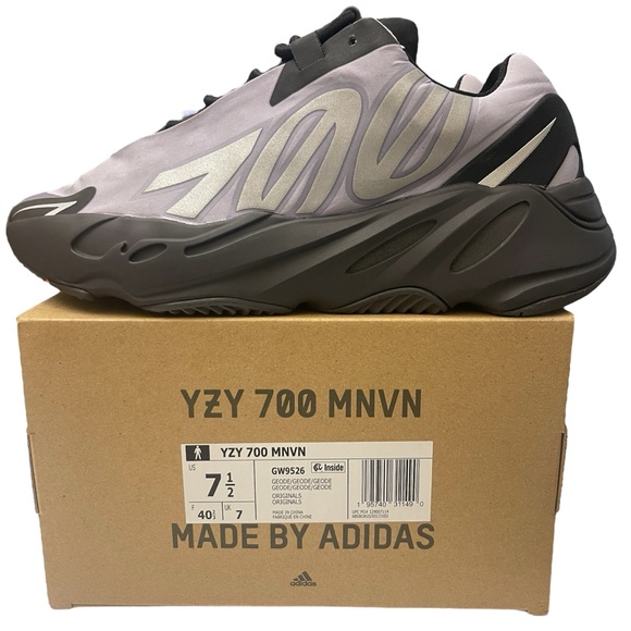 Yeezy 700 MNVN Geode